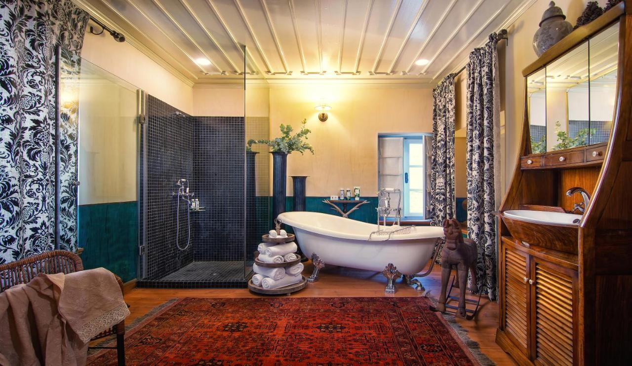 5 Senses Villa Dikorfo ภายนอก รูปภาพ